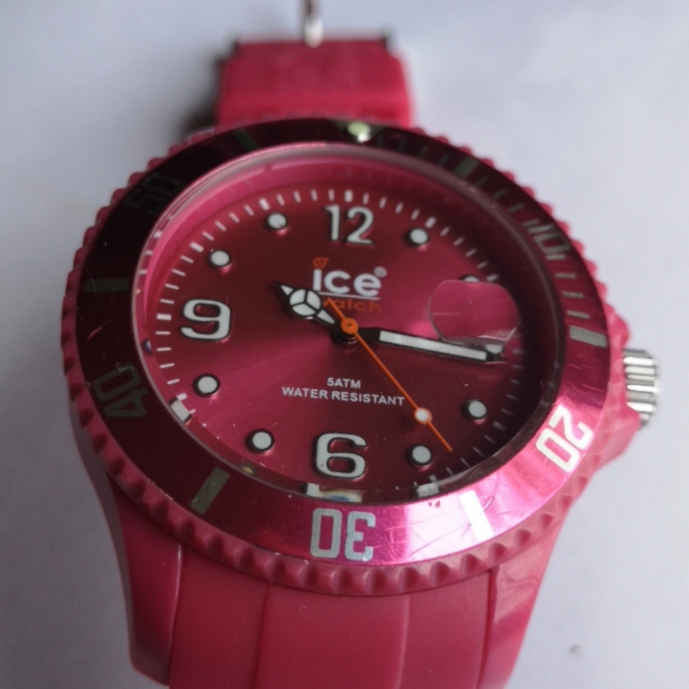 Watch - Picture 2 of 2